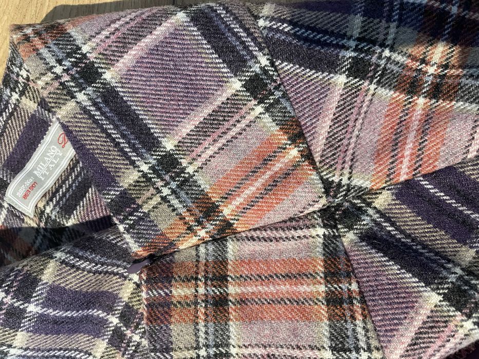 Fusta scurta din lână