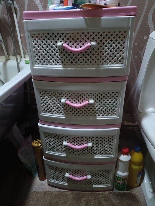 Тумба пластмассовая