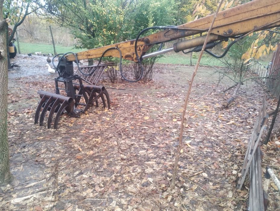 Vând încărcător de gunoi