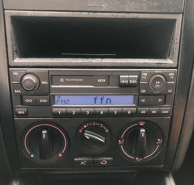 Radio casetofon VW Beta Golf4/Bora