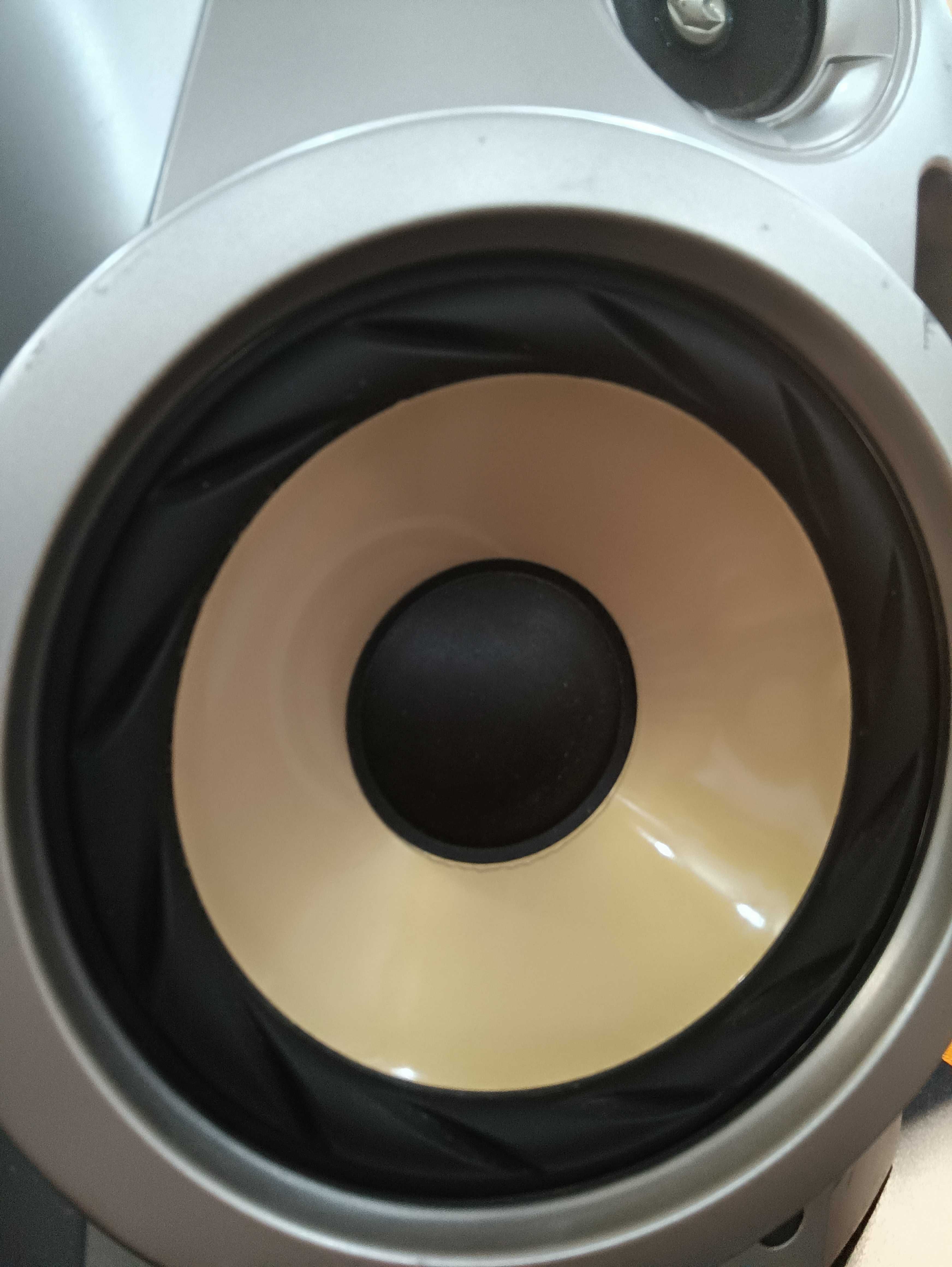 Продавам Sony rxd5