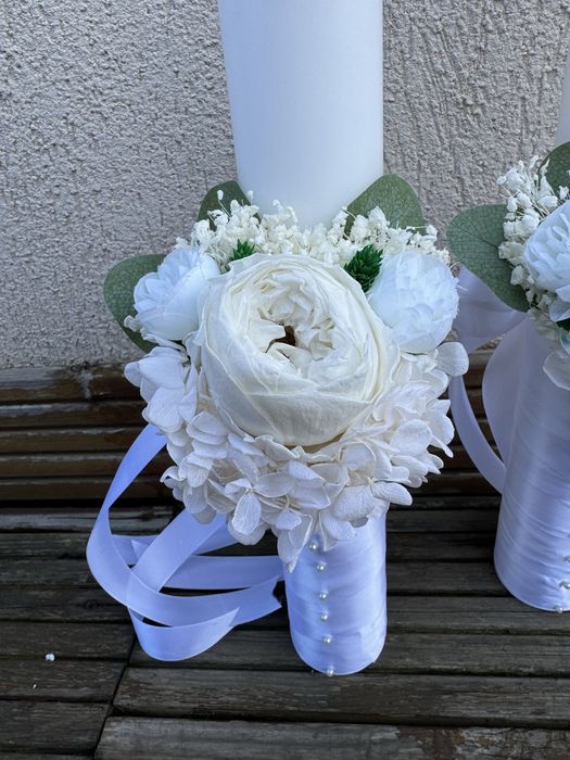 Lumanari cununie bujor hortensie si floarea miresei albe