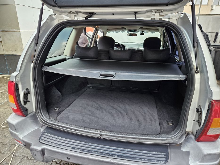 Jeep Grand Cherokee 2.7 cdi Autoutilitara N1 4 locuri
