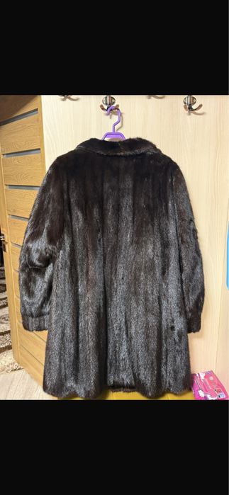 Haina din blana de nurca in stare impecabila