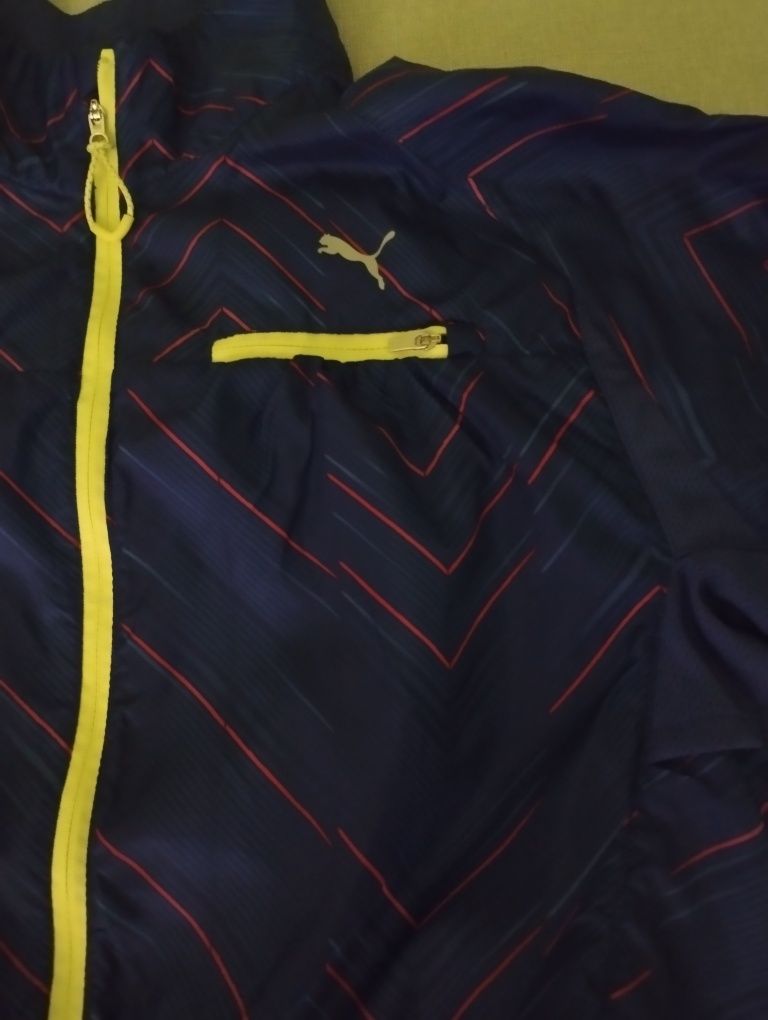 Дамско яке PUMA -тип ветровка