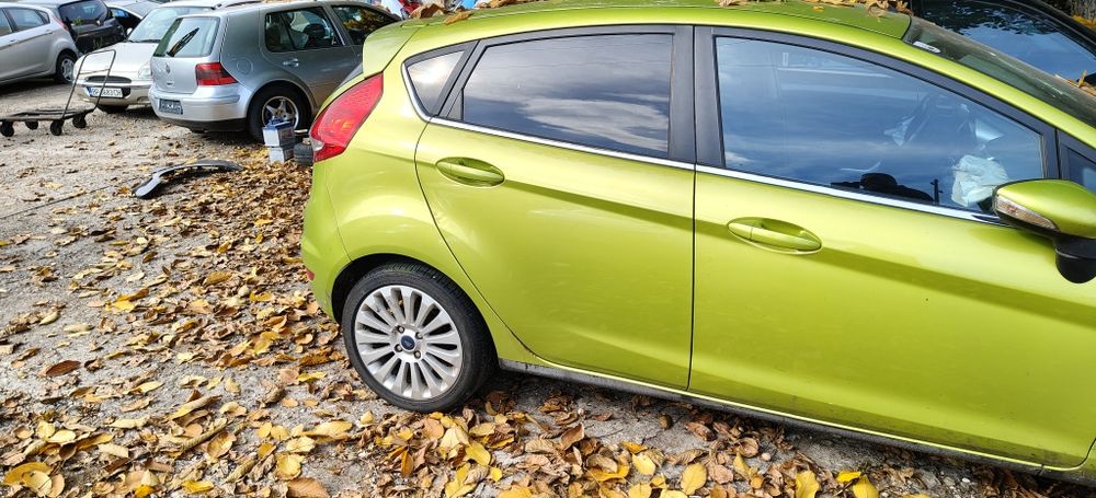 Ford fiesta 1.4 71kw 97 КС SPJA за части