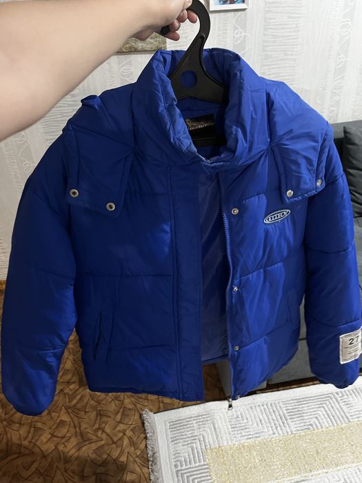 Продам куртку в отличном состояний