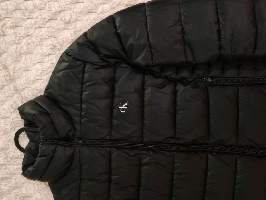 Geaca neagra Calvin Kleine