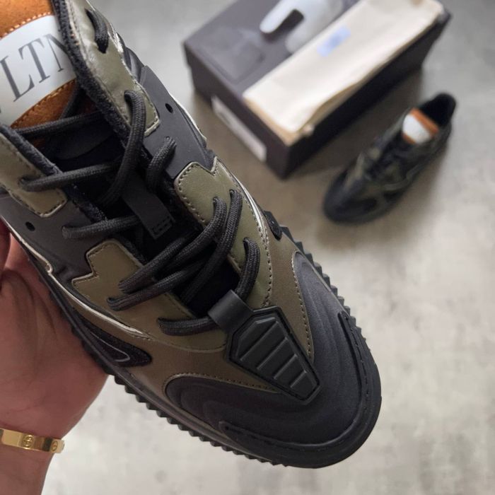 Топ модел на Valentino мъжки обувки