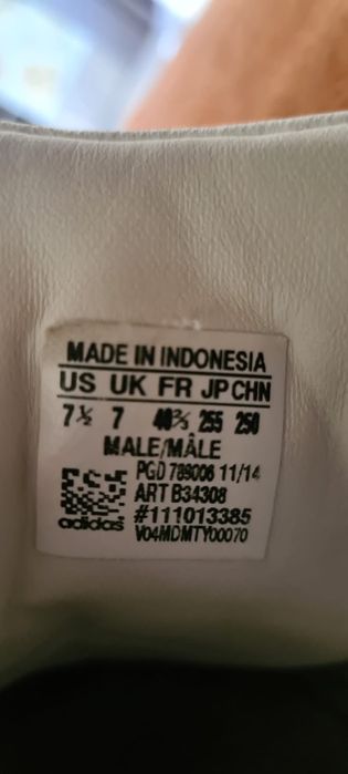 Vând încălțăminte sport Adidas