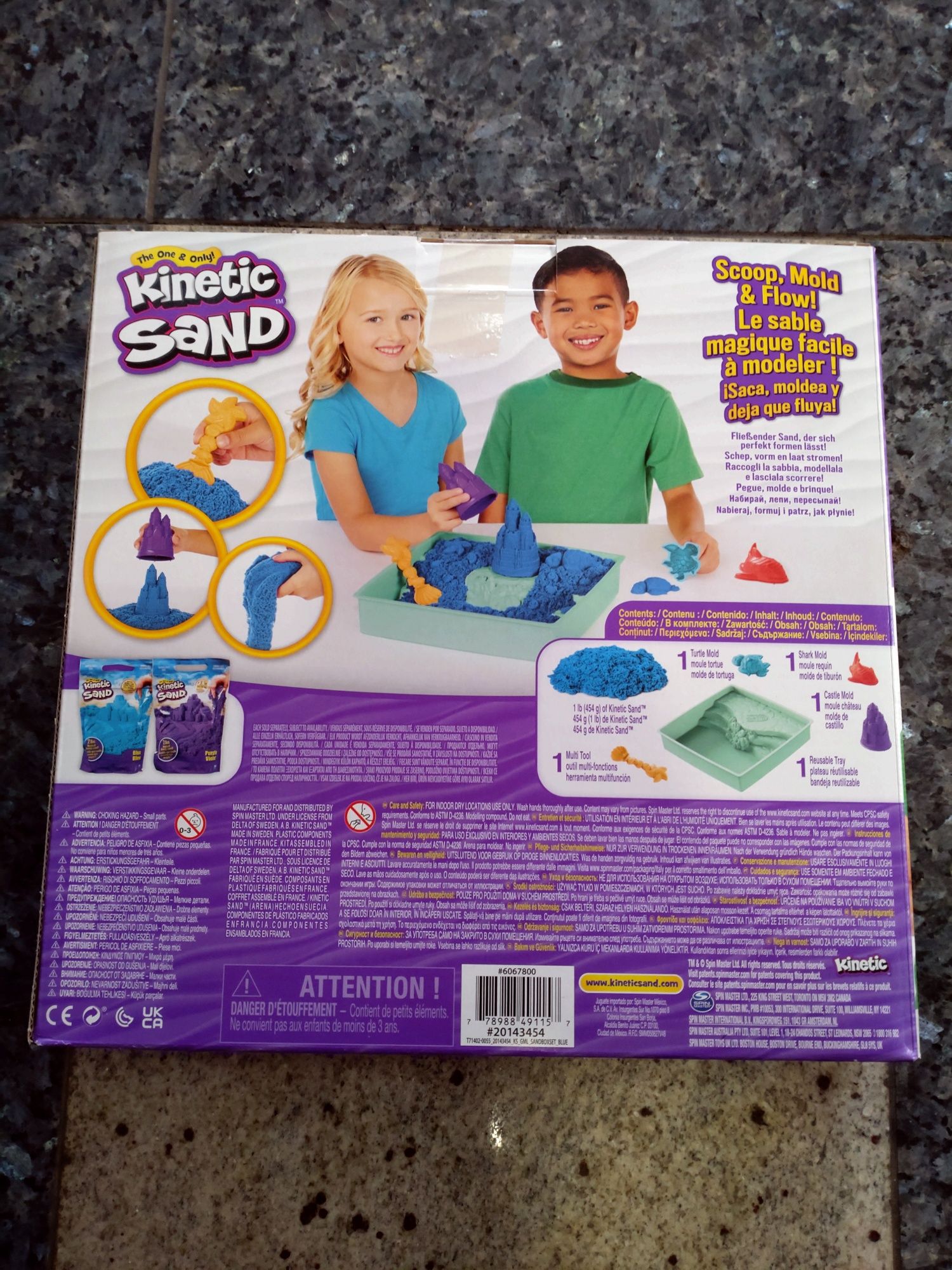 Set Cutie Cu Nisip Mov, Kinetic Sand, Spm 20143456 nou