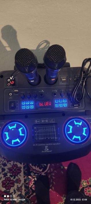 Продам блютуз колонку