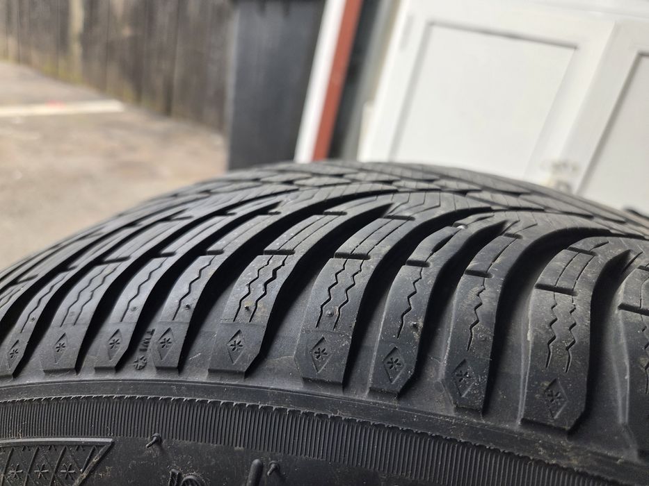 Anvelope iarnă 235/50/R19