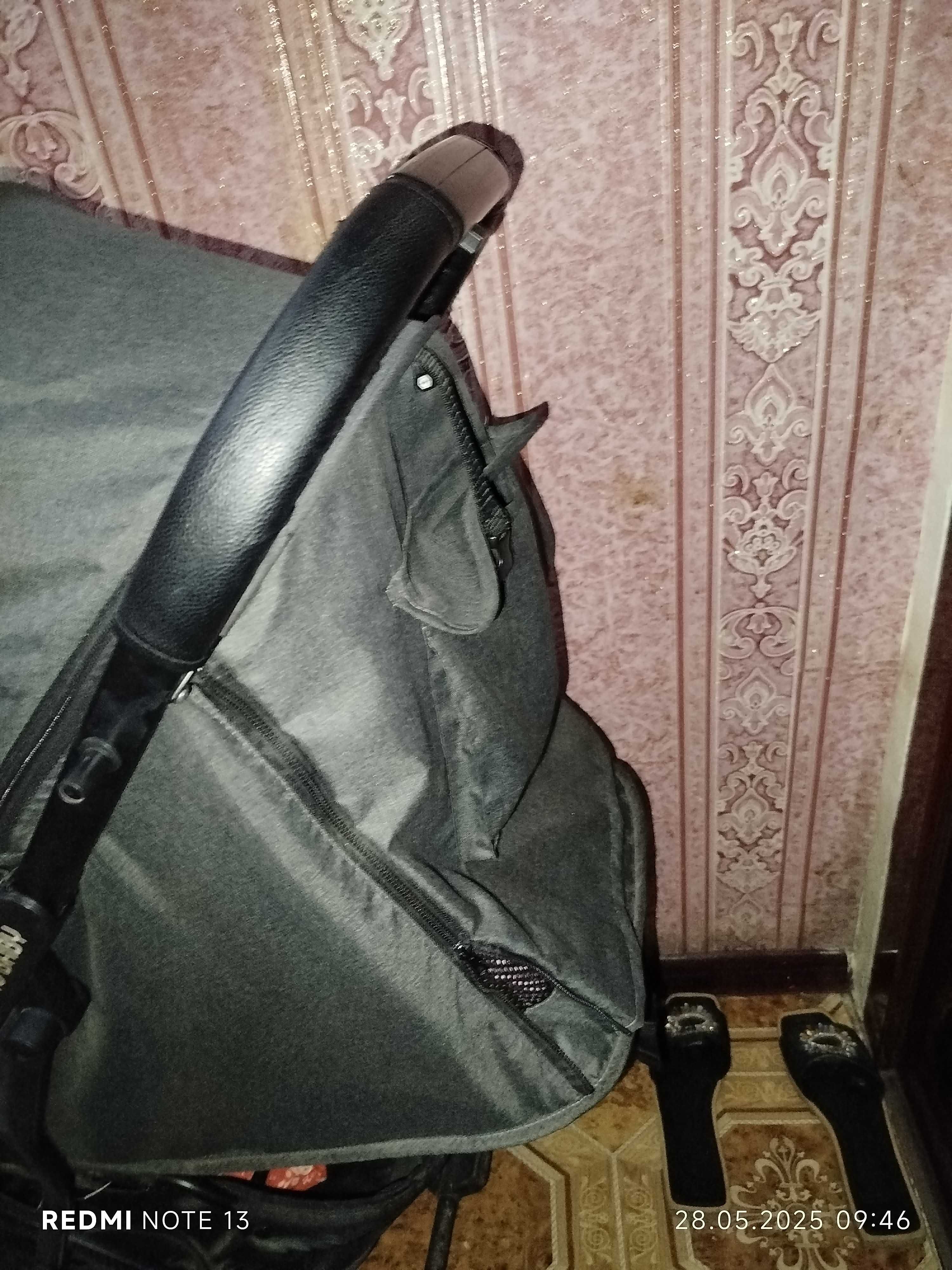 Детская коляска.