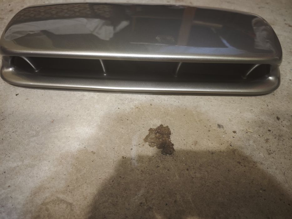 Въздуховод за преден капак Субару