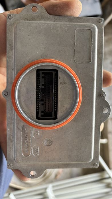 Volvo XC90 II Фарове