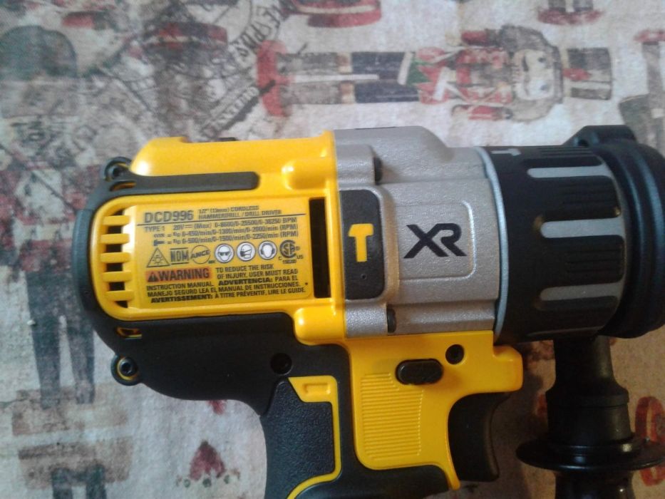 Ударен винтоверт DeWALT DCD996 Made in USA