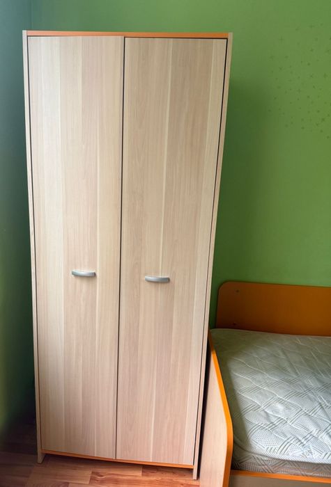 Vând mobilier cameră copil + accesorii !