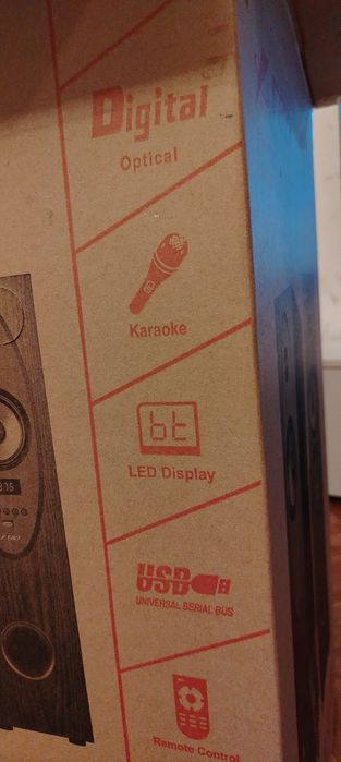 Продавам Тонколони  F&D  T35X