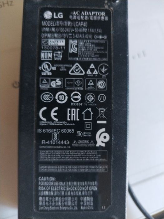 Incarcator monitor  tv laptop Lg 19V 1,3A 0,84A 3,42A