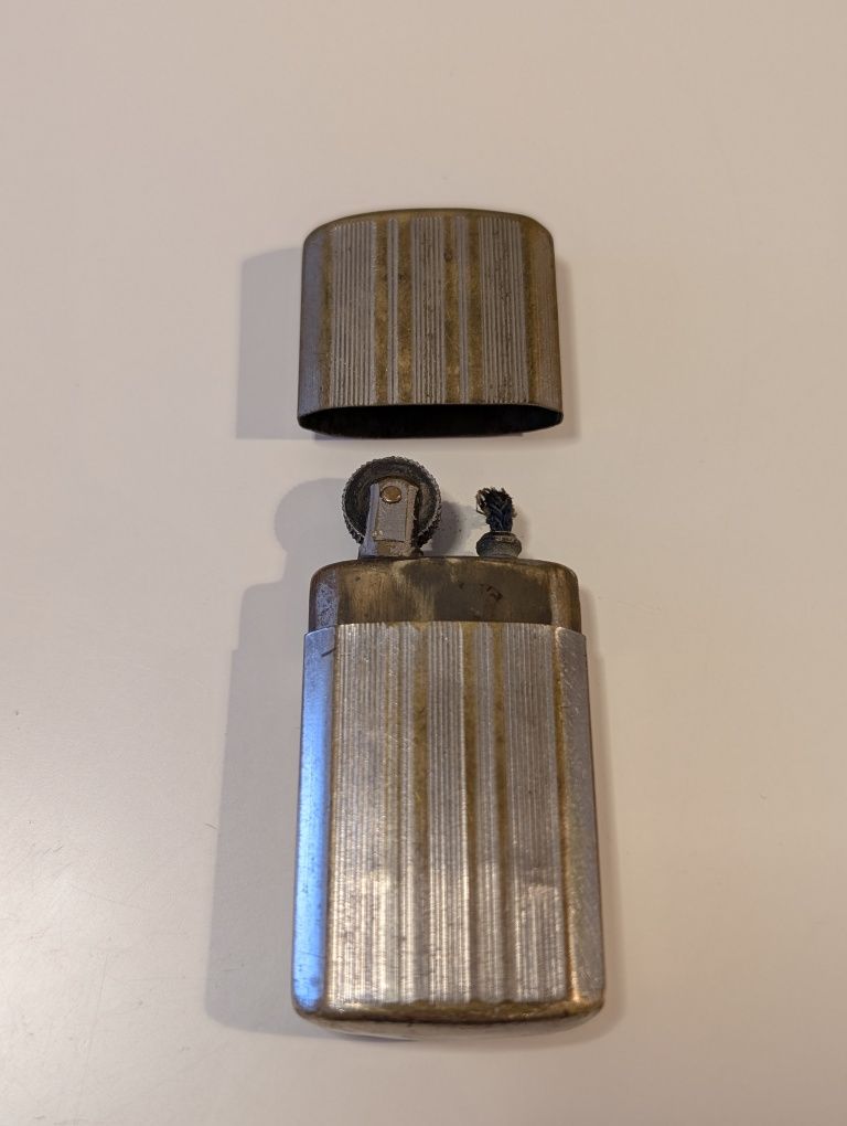 Bricheta vintage de transee benzina