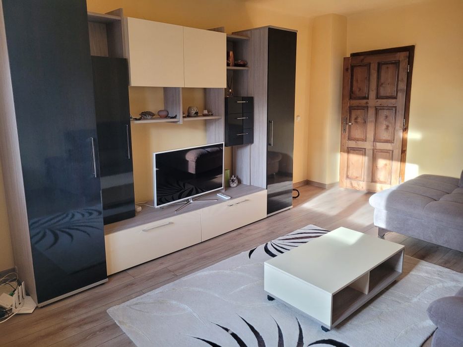 Inchiriere casa 2camere