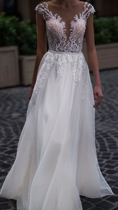 Vand rochie de mireasa ALVERY mărimea 36-38