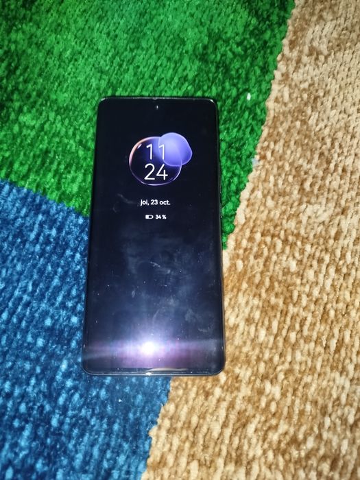 Vând Huawei nova 9 256gb