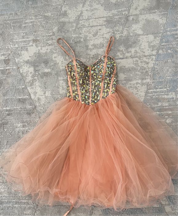 Платье на девочку