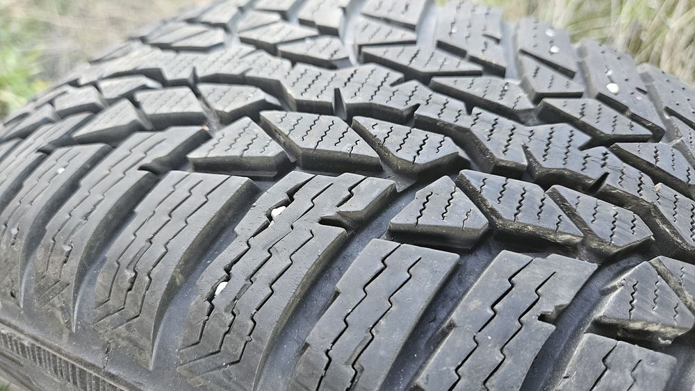 2бр гуми 175 65 14 дот 22 нокиан