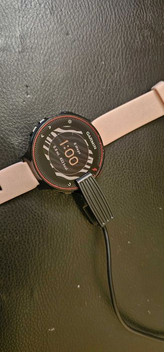 Ceas smartwatch Garmin Forerunner 235