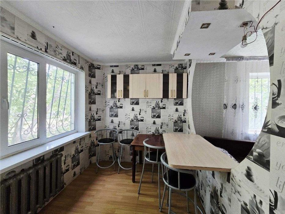 **Продам 2х-студию во 2 мкр р-н Омскпласта