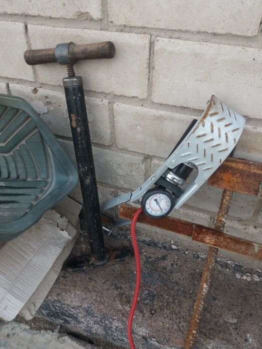 Насосы велосипедные