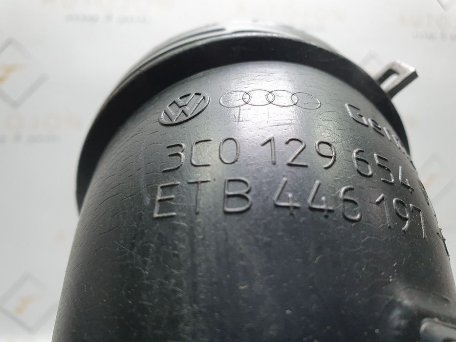 Tubulatura admisie VOLKSWAGEN GOLF VI (5K1) [ 2008 - 2013 ] OEM 3C0129