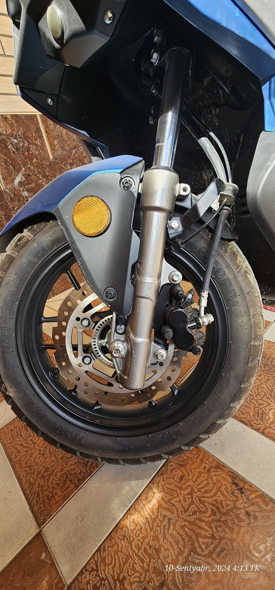 Skuter 150 kub sotiladi