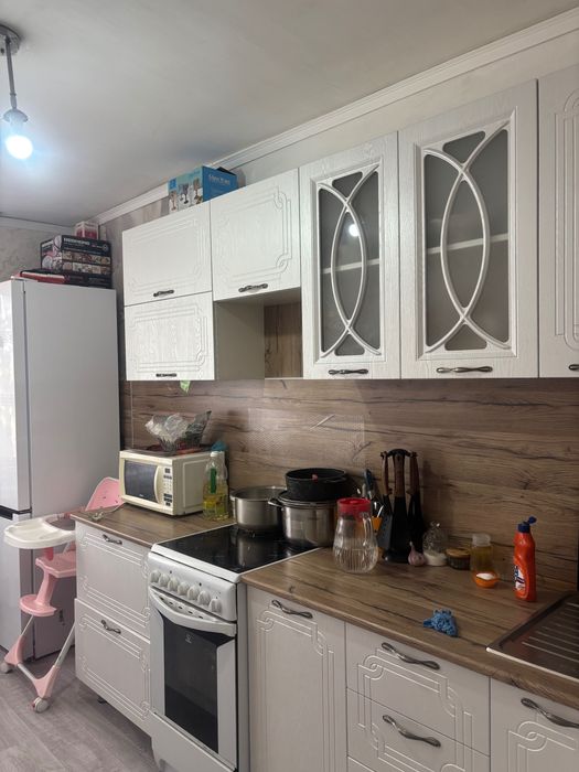 Продам 3 комн квартиру свежий ремент