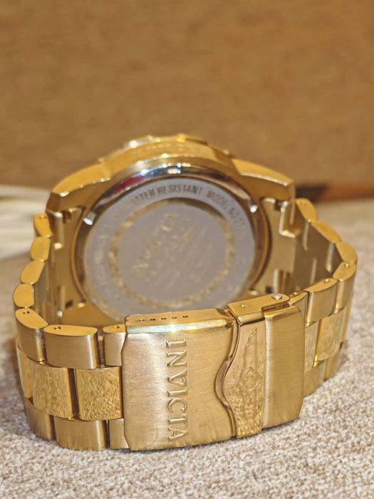 Ceas Invicta Pro Diver 22229 Auriu ca nou
