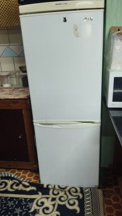 Срочно продам холодильник