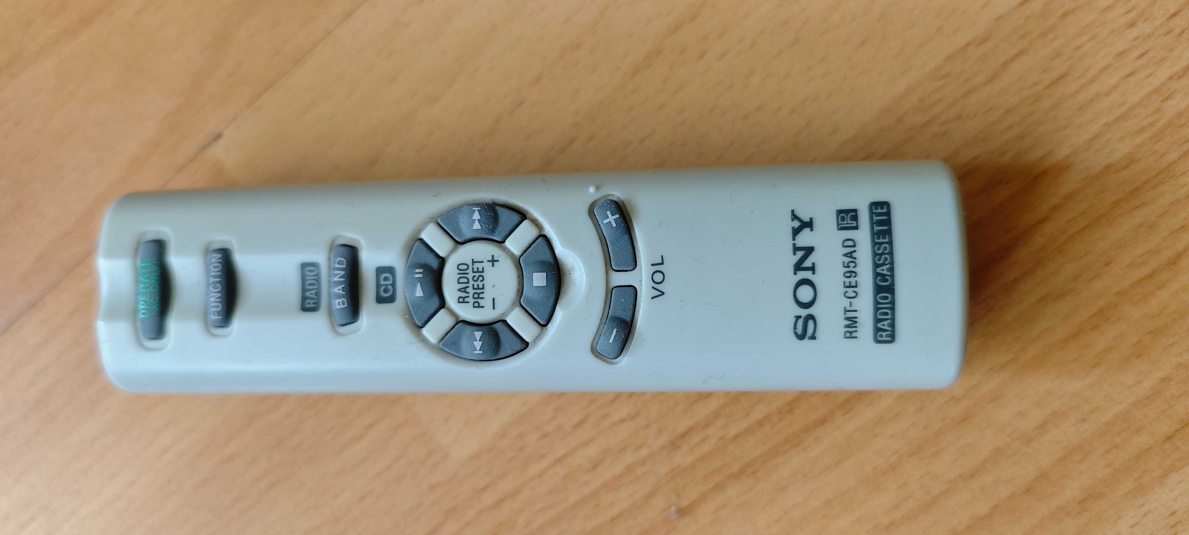 Радиокасетофон SONY със CD Player и дистанционно