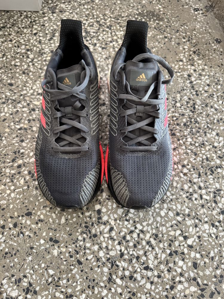 Маратонки Adidas