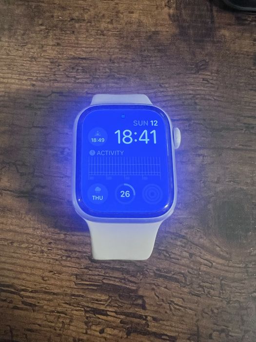Apple Watch Series 8 – Отлично състояние, с малка драскотина на екрана