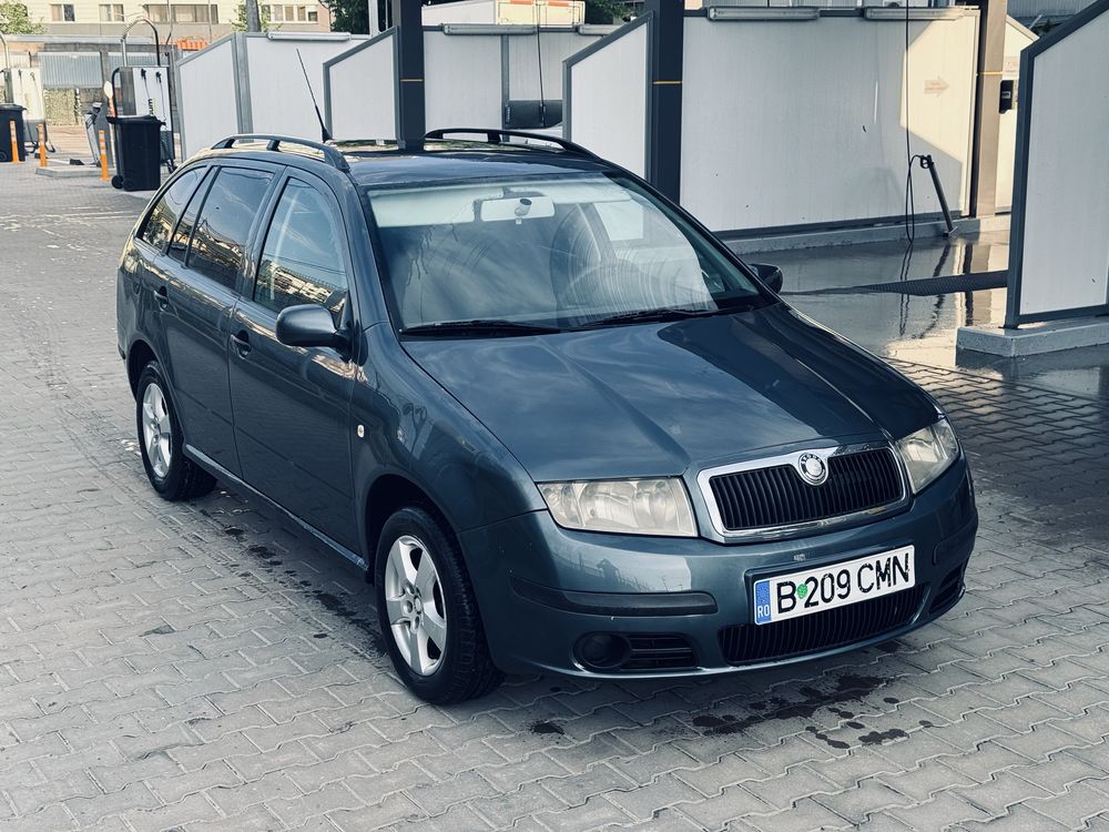 Skoda fabia 1.2 benzina 2005 . Variante