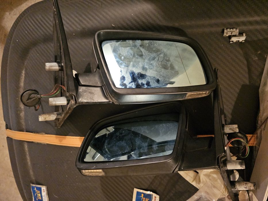 Огледала bmw E60 E61 подгрев,подсветка и прибиране