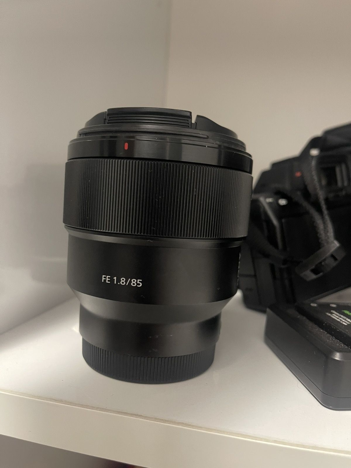 Обектив Sony 1.8 85мм