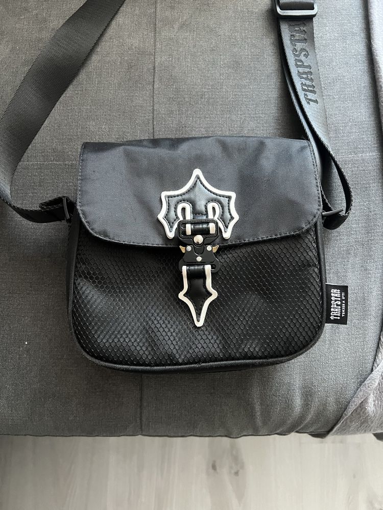Trapsrtar чанта