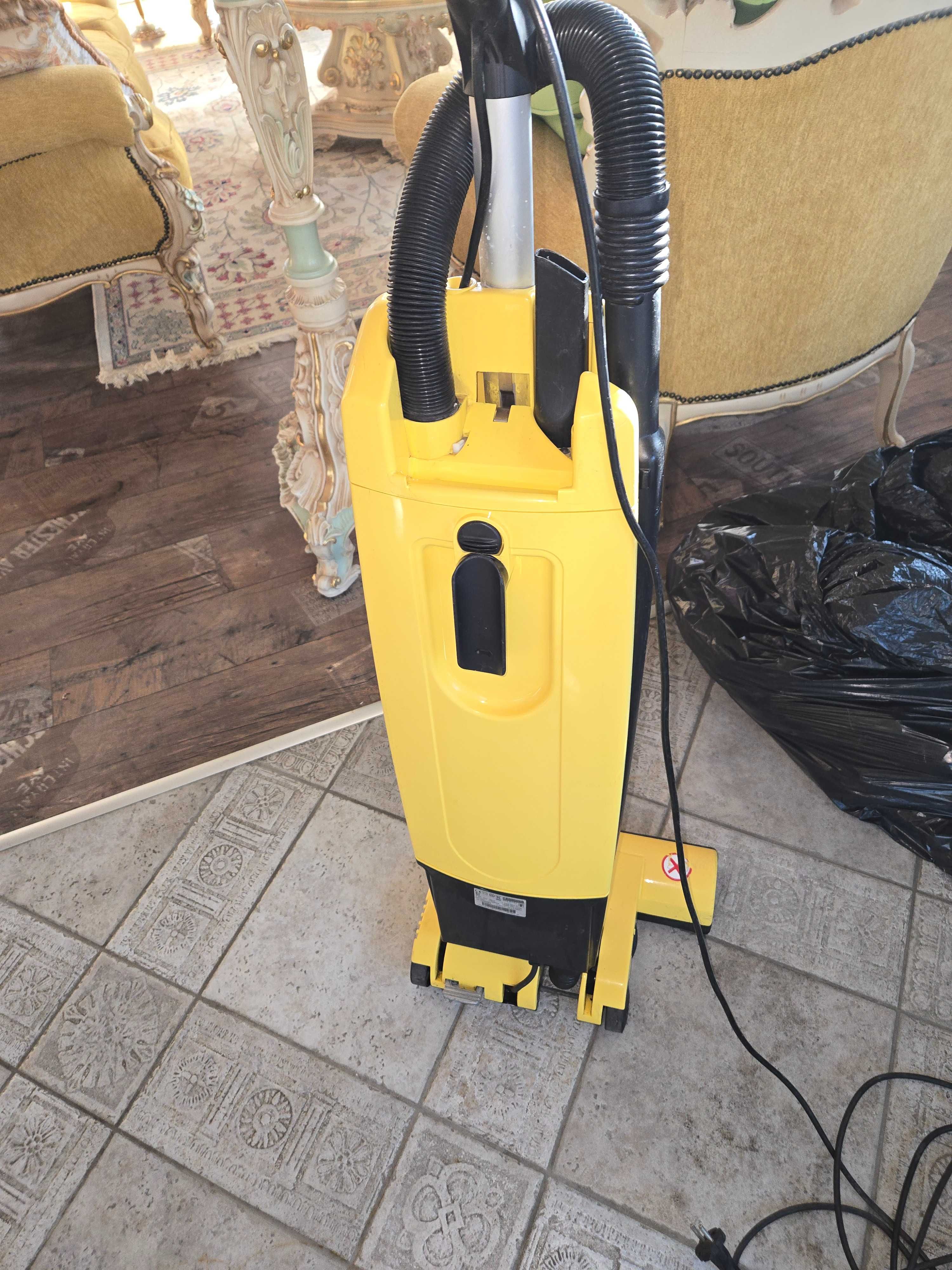 Прахосмукачка Kartcher professional CV 32/2