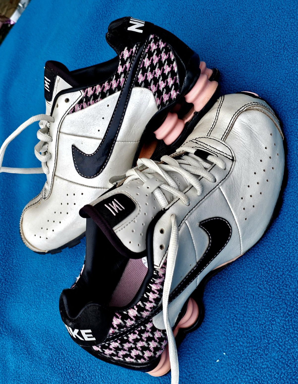 Nike Shox оригинални дамски сникърси 37.5 номер