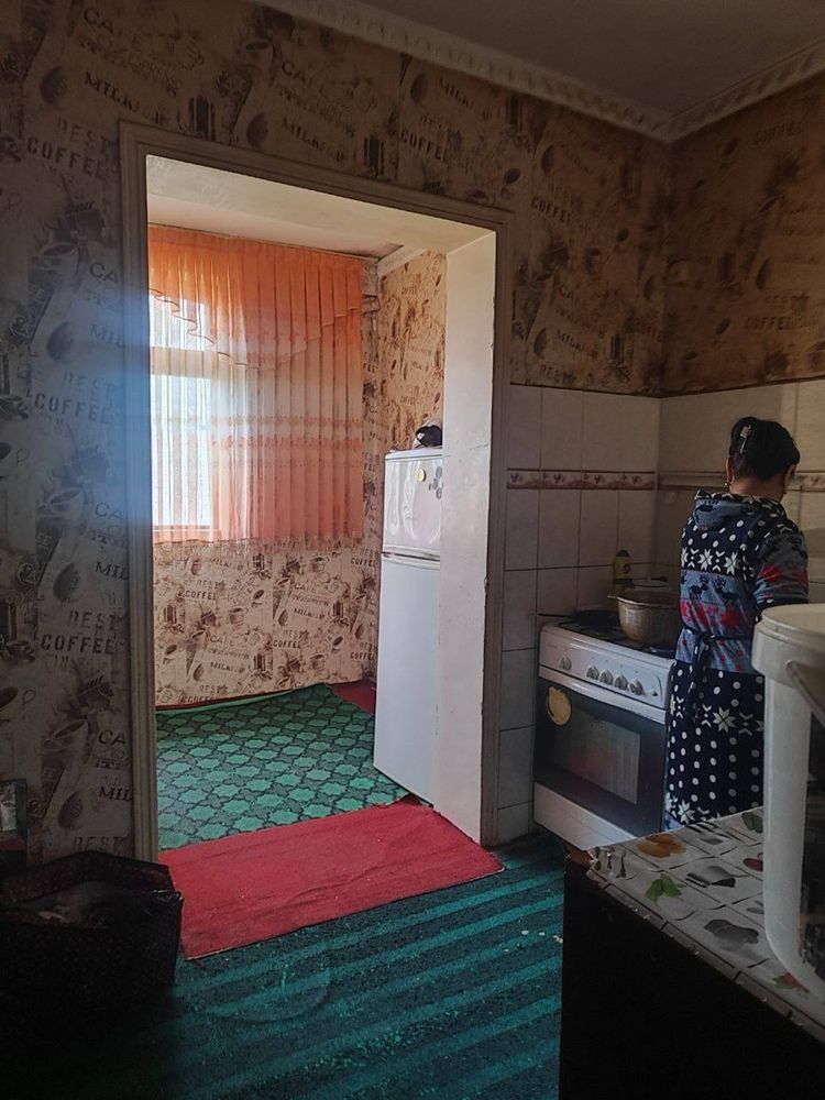Продаётся 3 комнатная ОКТЯБРЬ