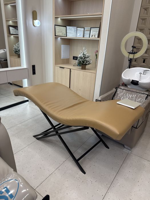 Кушетка для салоны