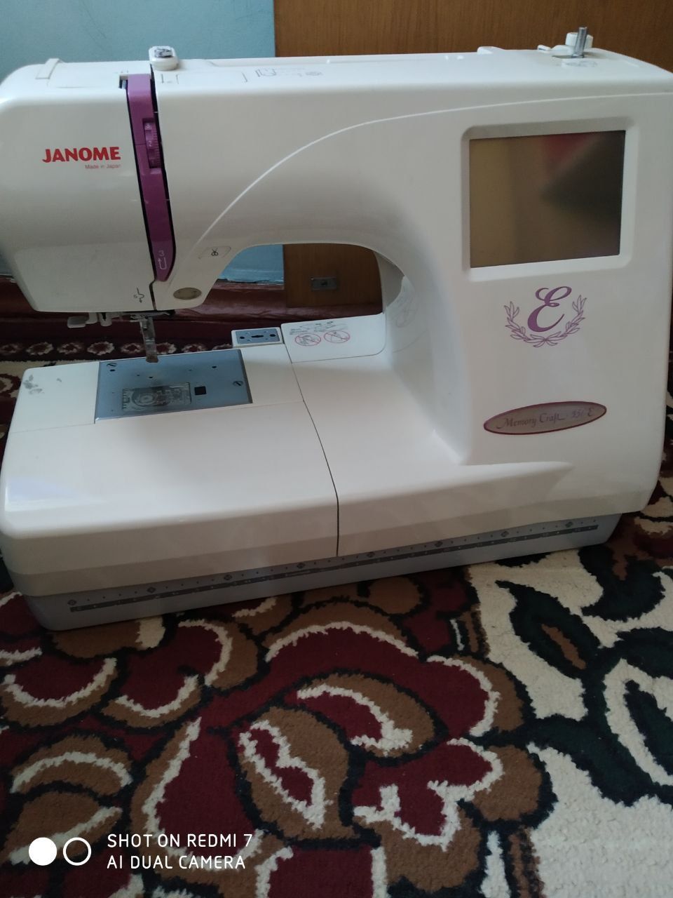 Janome 350 машинкаси сотилади